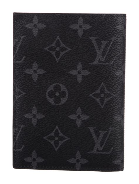louis vuitton monogram eclipse passport holder code